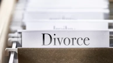 Do I Wait to File for Divorce in the New Year?