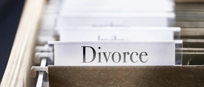 Do I Wait to File for Divorce in the New Year?